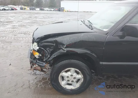 2003 Chevrolet S-10 Ls from USA, damaged, VIN 1GCDT19X838283705